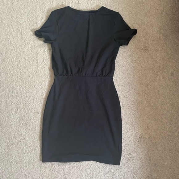 Express black tie waist dress Size XSmall - Picture 6 of 10